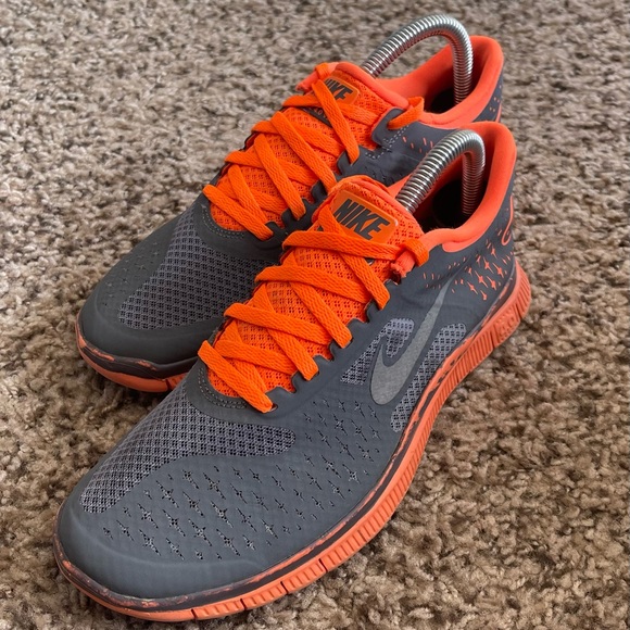 Nike Free 4.0 V2 Running Shoes Women’s Size 7.5 - Picture 1 of 9